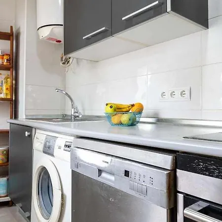 Apartamento Moderno Tranquilo Con Piscina Y Jardin *